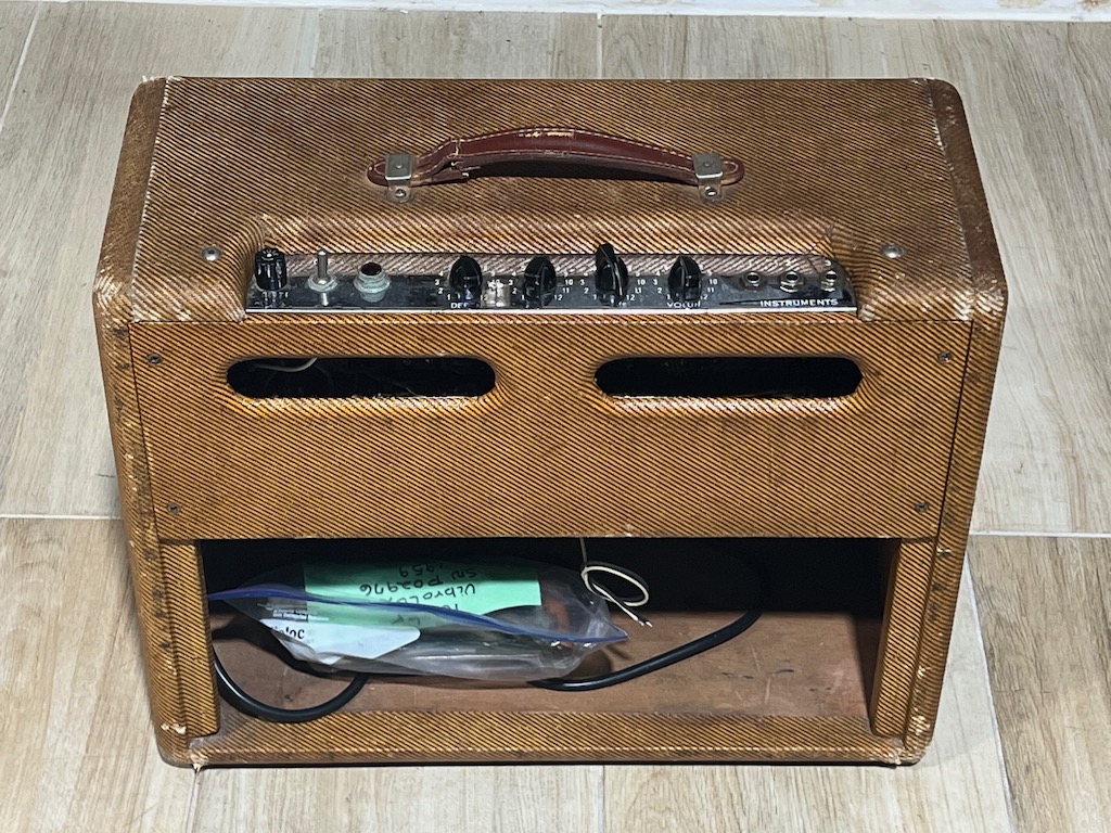 1959 Fender Tweed Vibrolux Amp