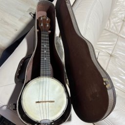 1925 Gibson UB-1 Sopranino Banjo Uke