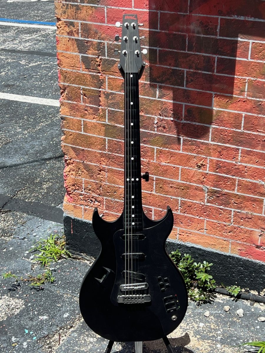 1985 Bond Electraglide guitar