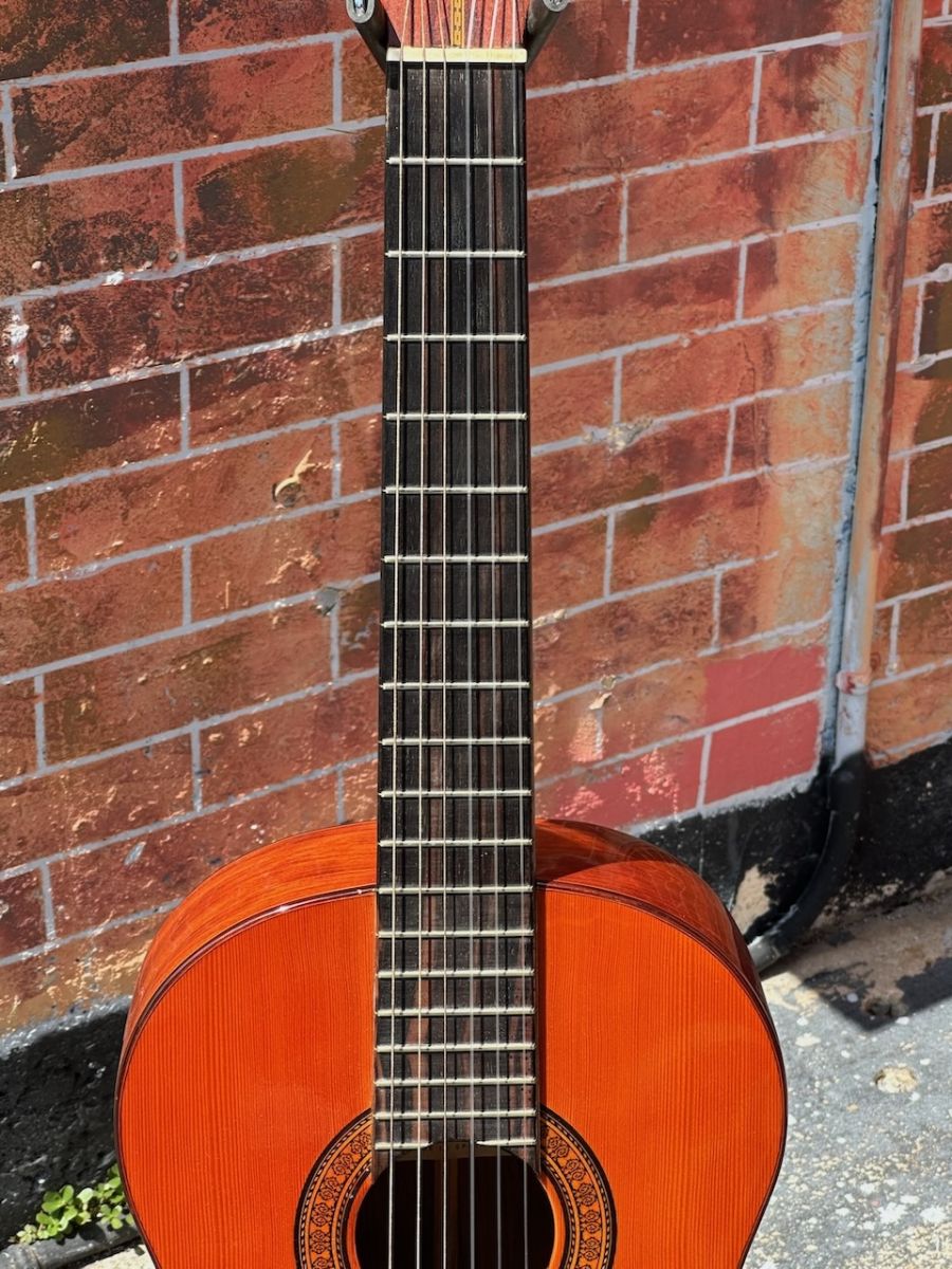 1990 M.G. Contreras 8-B Classical