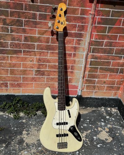 1961 Fender Jazz Bass Stack Knob