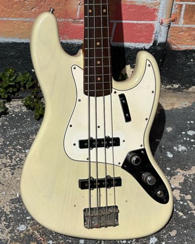 1961 Fender Jazz Bass Stack Knob