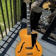1966 Hofner 470 Acoustic Arch Top