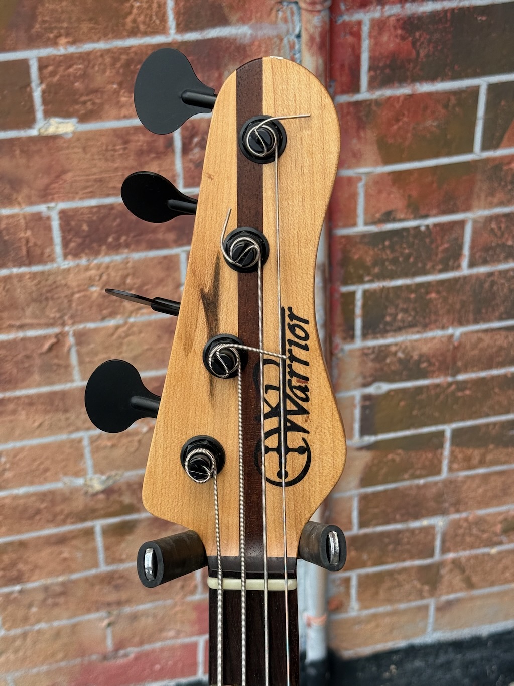 2020 Warrior Bella “California Exclusive” Bass