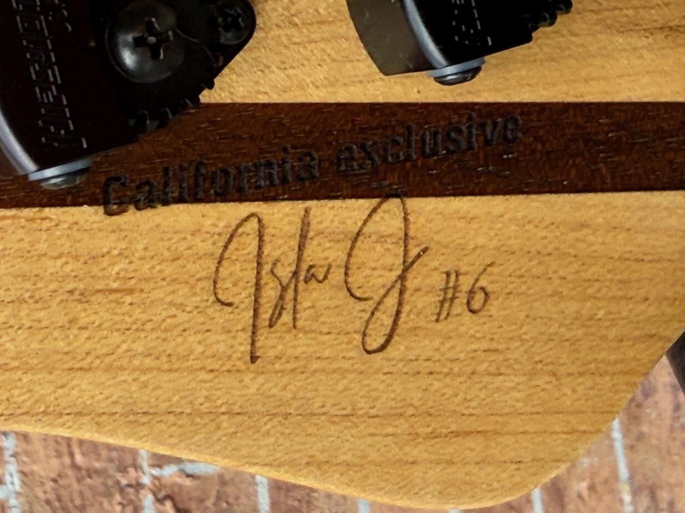 2020 Warrior Bella “California Exclusive” Bass