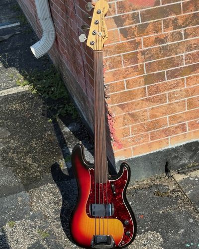 1972 Fender Precision Fretless Bass