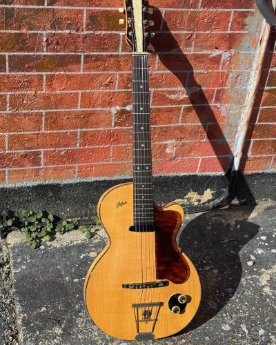 1957 Hofner Club 40