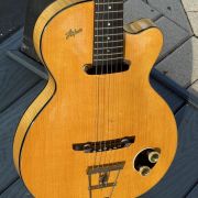 1957 Hofner Club 40