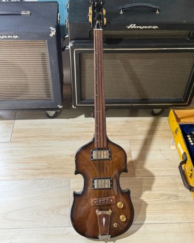 1973 Aria Diamond Violin Bass