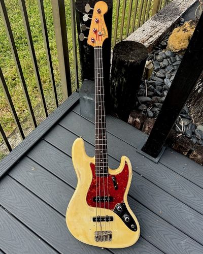 1960 Fender Jazz Bass Stack Knob