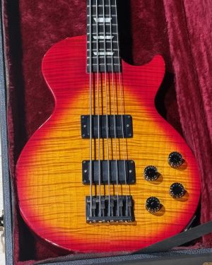 1995 Gibson Les Paul LPB-2  Deluxe Plus 5-String Bass