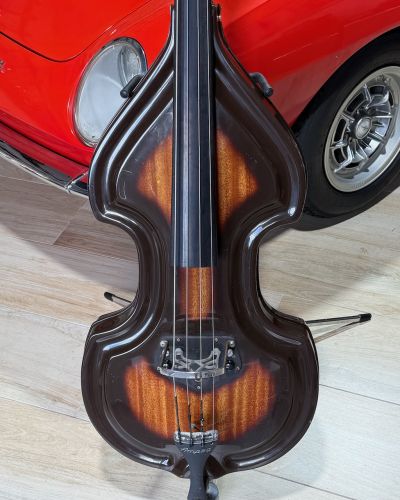 1965 Ampeg Baby Bass