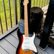 2004 Fender Stratocaster ’54 Anniversary a gift for David Gilmour