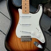 2004 Fender Stratocaster ’54 Anniversary a gift for David Gilmour