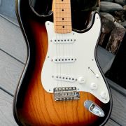 2004 Fender Stratocaster ’54 Anniversary a gift for David Gilmour