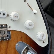 2004 Fender Stratocaster ’54 Anniversary a gift for David Gilmour