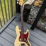 2007 Fender Jazz Bass ’60 Relic “Guitar Broker” Ltd. Run