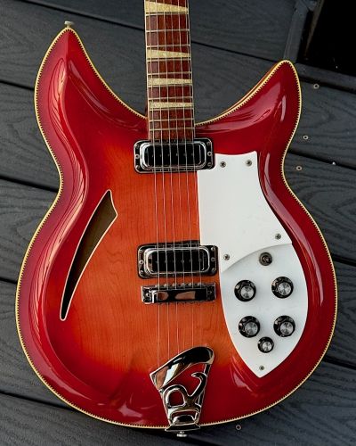1970 Rickenbacker 381
