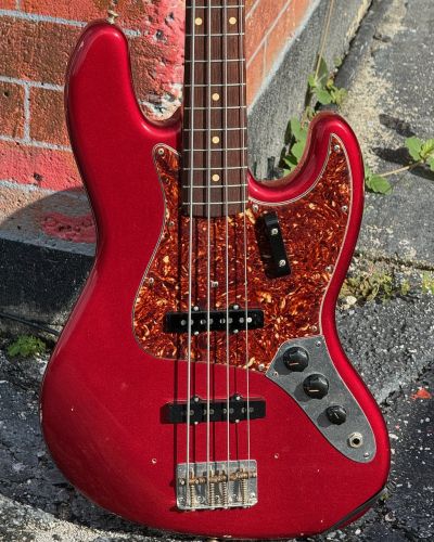 2005 Fender Jazz Bass ’64 Relic Reissue