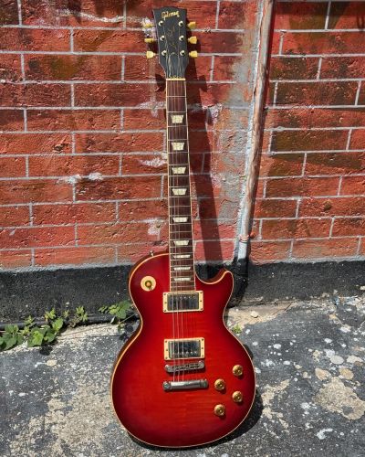 2004 Gibson Les Paul Std.