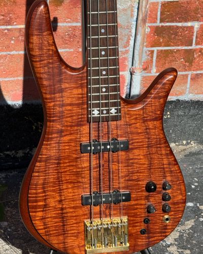 2007 Fodera Monarch Deluxe 4-String Bass