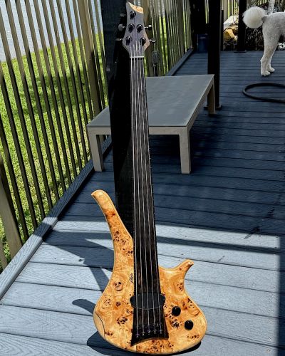 2021 Marleaux Diva # 069 5-String Fretless Bass