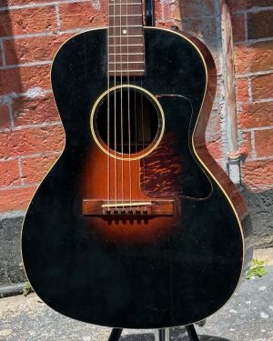 1935 Gibson L-00