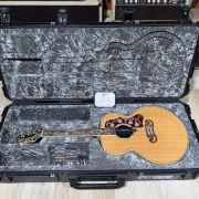2015 Gibson SJ-200 “Quilt Vine” Custom Shop