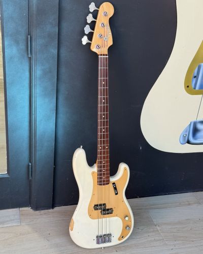 2000 Fender Precision Bass ’59 Relic Reissue