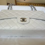 2000 Chanel Caviar Quilted Jumbo Classic