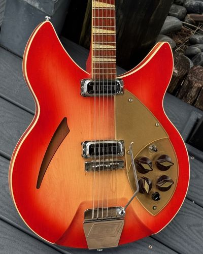 1961 Rickenbacker 365
