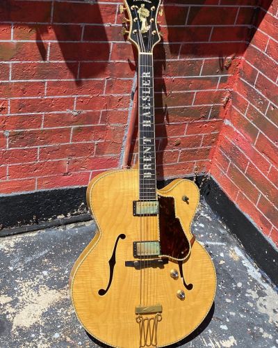 1996 R.C. Allen 18″ Aristocrat Archtop