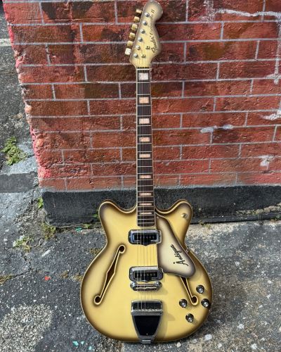 1968 Fender Coronado II “Antigua”